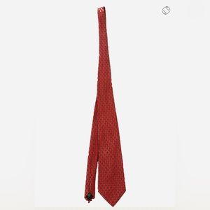 Jones New York silk men’s tie 61”L gray ovals on crimson red preowned